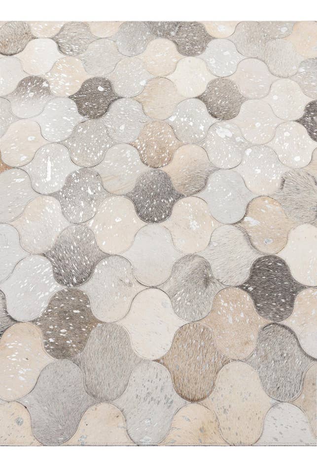Detail image of 5' x 8' 3 Cowhide - Patchwork Rug