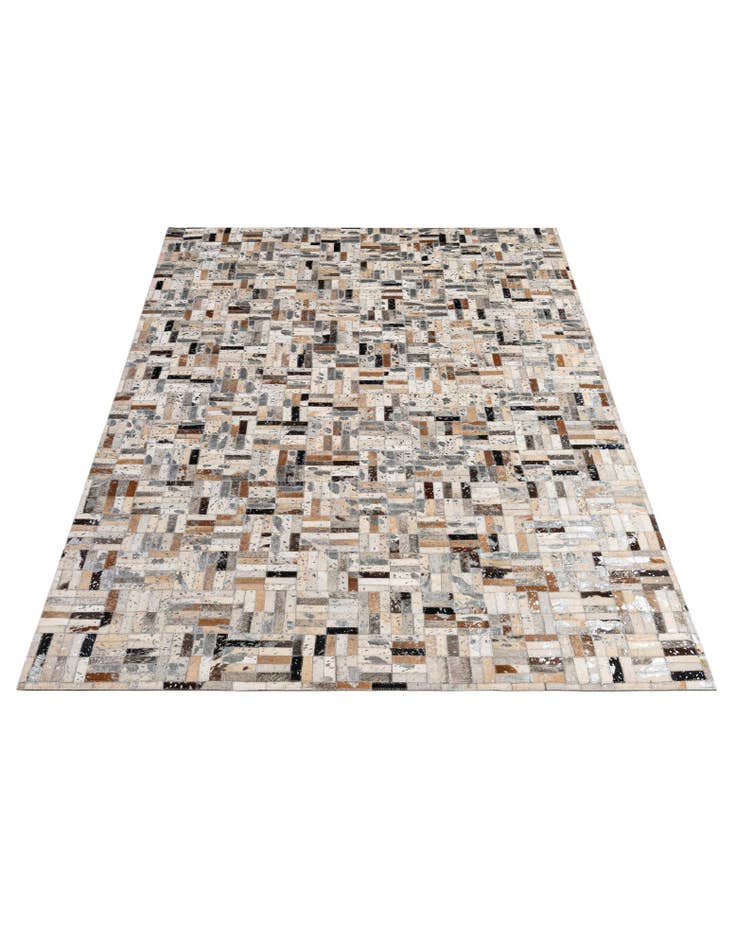 Detail image of 5' 1 x 7' 11 Cowhide - Patchwork Rug