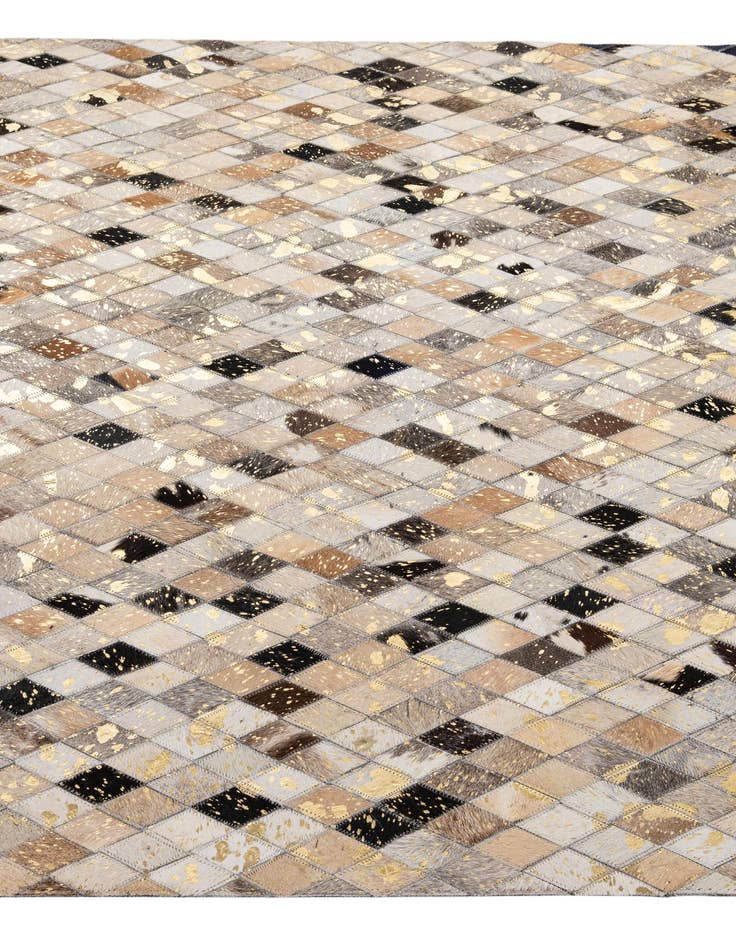 Detail image of 5' 1 x 7' 11 Cowhide - Patchwork Rug