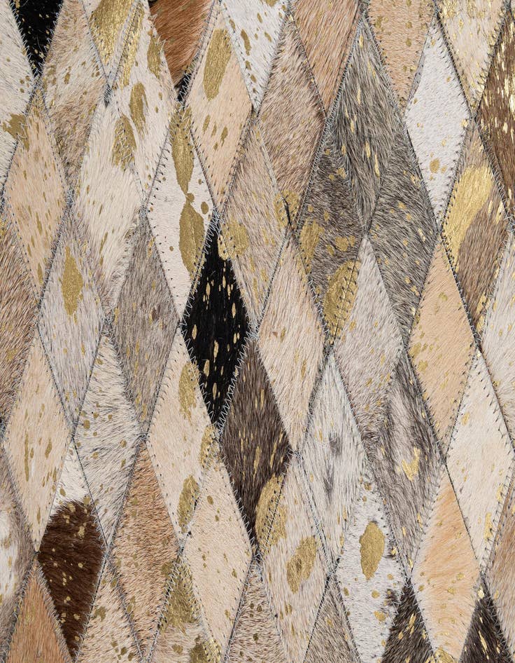 Detail image of 5' 1 x 7' 11 Cowhide - Patchwork Rug