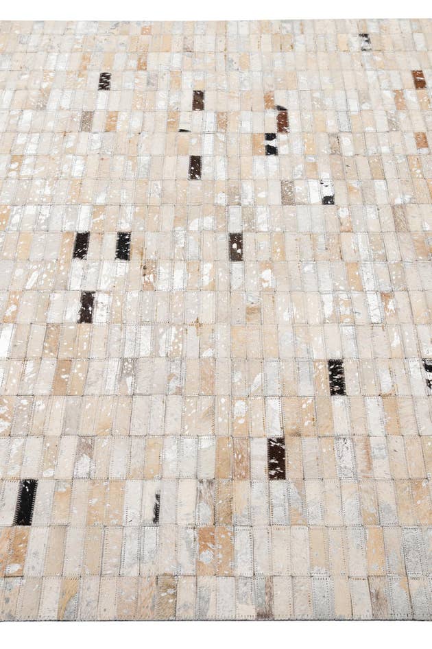 Detail image of 4' 11 x 7' 11 Cowhide - Patchwork Rug