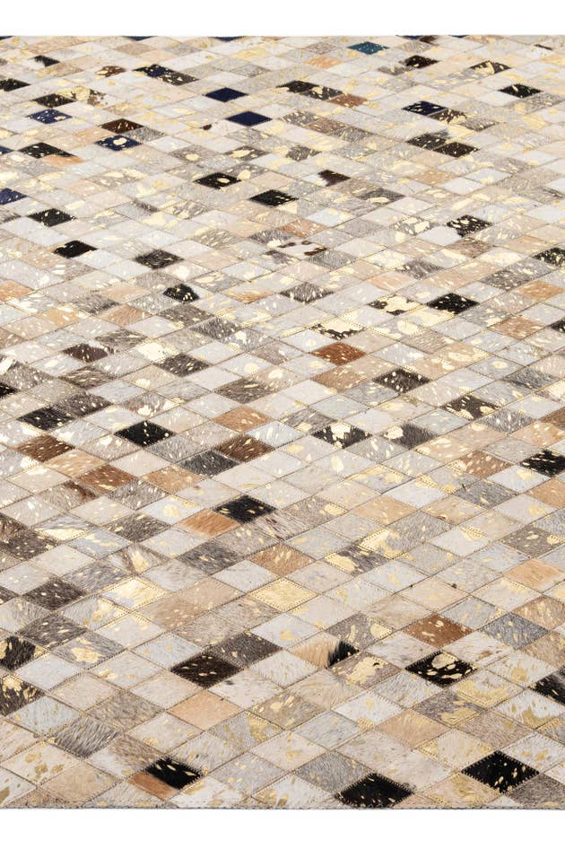 Detail image of 5' 1 x 8' 1 Cowhide - Patchwork Rug