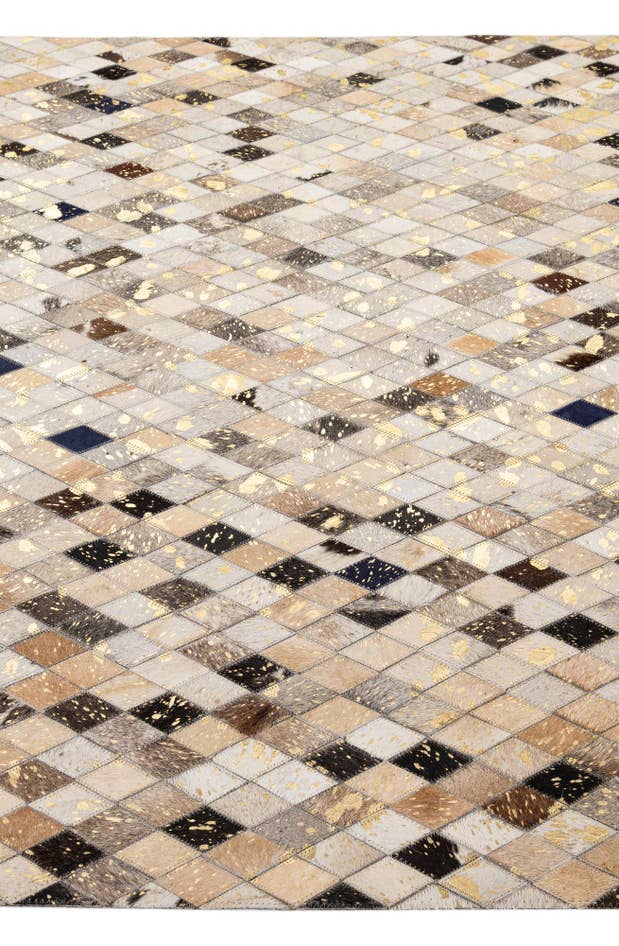 Detail image of 5' 1 x 8' 1 Cowhide - Patchwork Rug