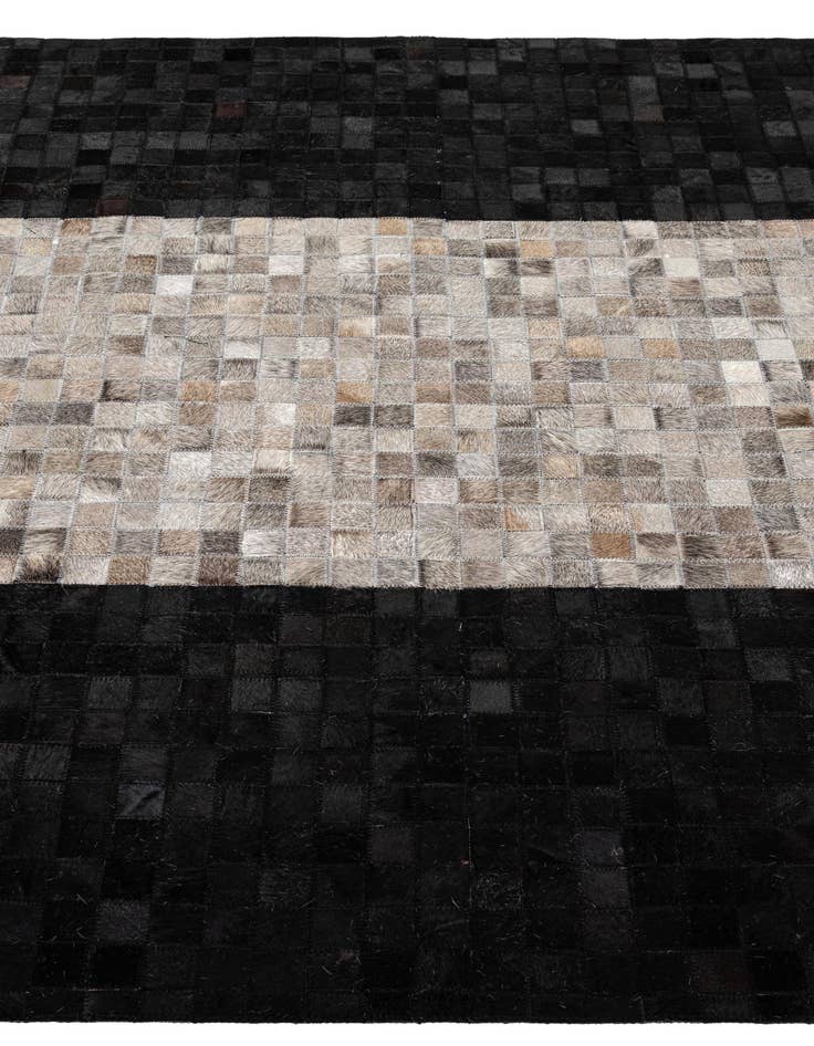 Detail image of 5' x 8' 1 Cowhide - Patchwork Rug