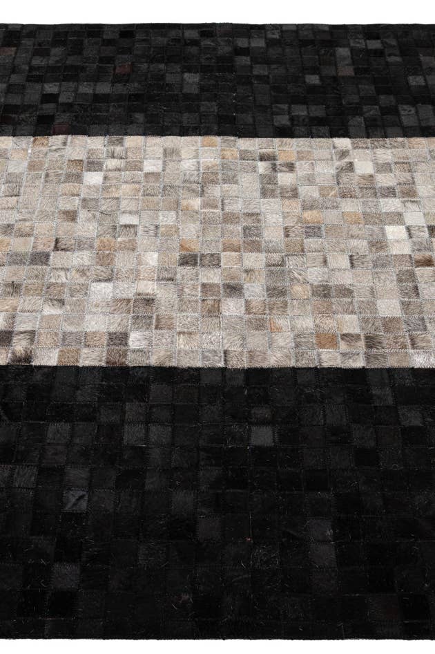Detail image of 5' x 8' 1 Cowhide - Patchwork Rug
