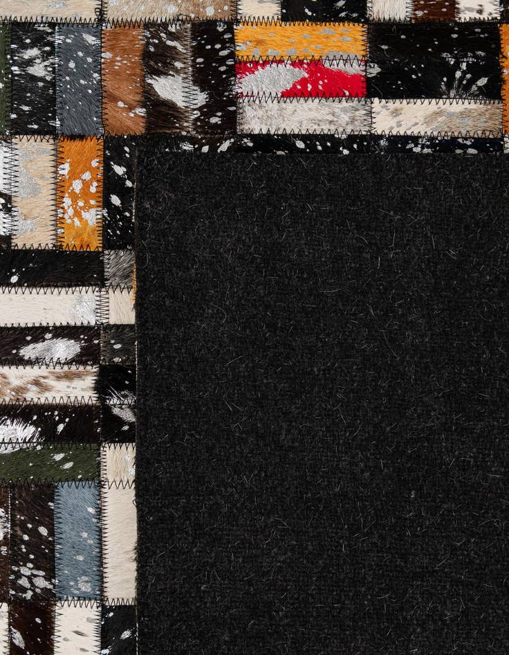 Detail image of 5' 1 x 8' 3 Cowhide - Patchwork Rug