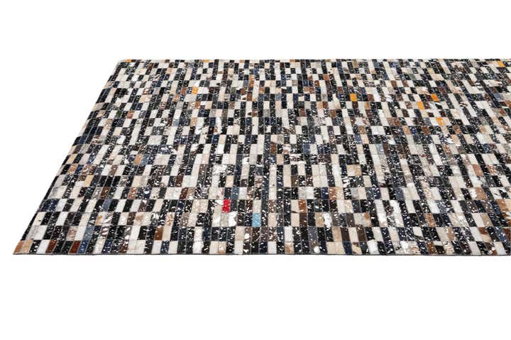 5' 1 x 8' Cowhide - Patchwork Rug
