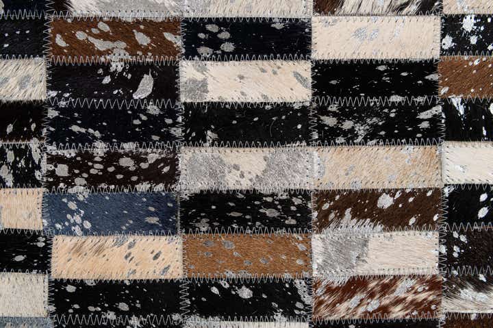 5' 1 x 8' Cowhide - Patchwork Rug
