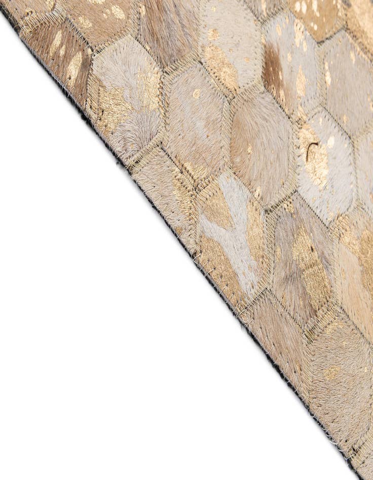 Detail image of 5' 2 x 8' 2 Cowhide - Patchwork Rug