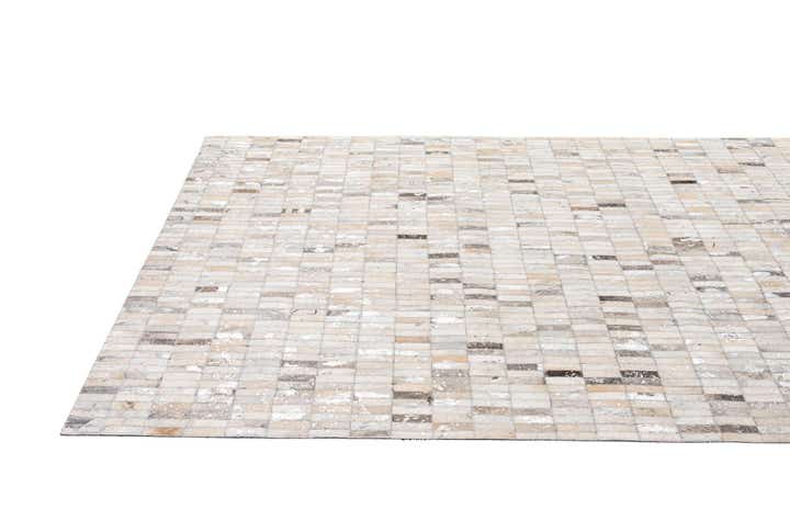 5' 1 x 8' Cowhide - Patchwork Rug