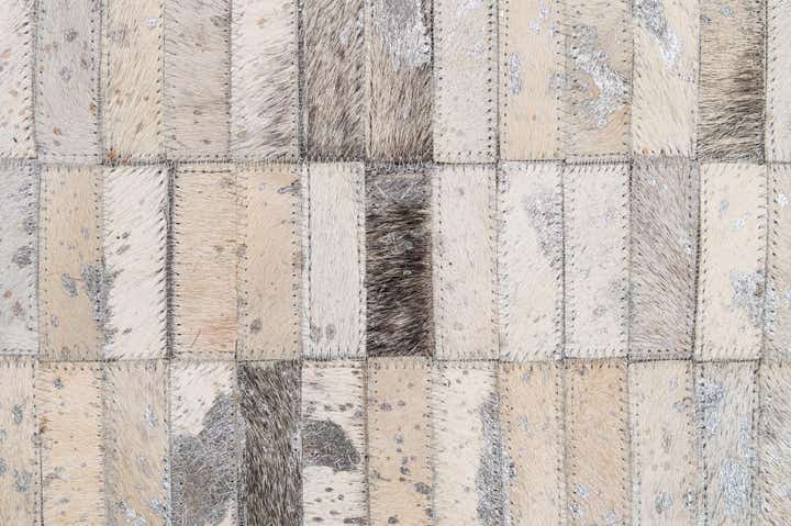 5' 1 x 8' Cowhide - Patchwork Rug