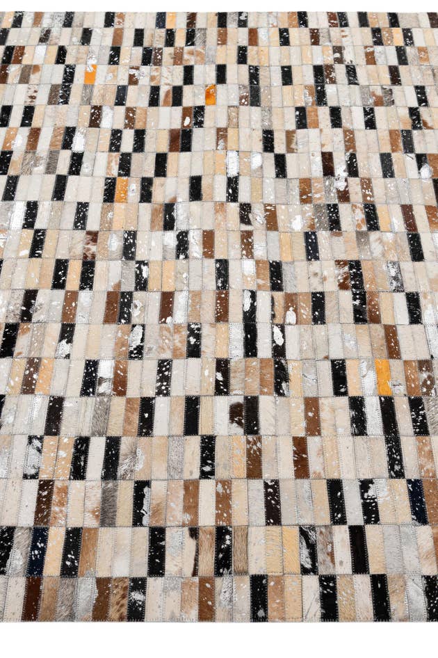 Detail image of 5' x 8' 2 Cowhide - Patchwork Rug