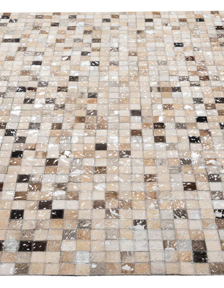 Detail image of 5' x 7' 9 Cowhide - Patchwork Rug