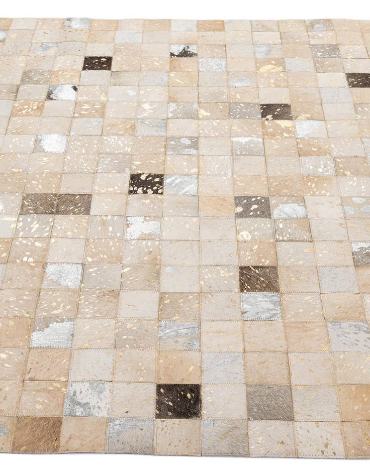 Detail image of 5' 1 x 8' Cowhide - Patchwork Rug