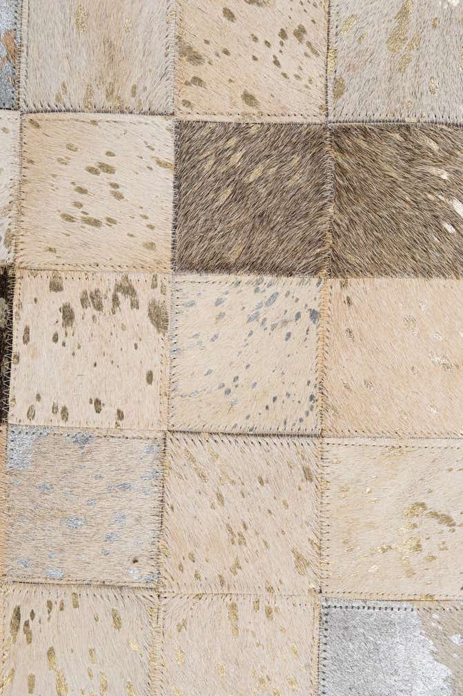 5' 1 x 8' Cowhide - Patchwork Rug