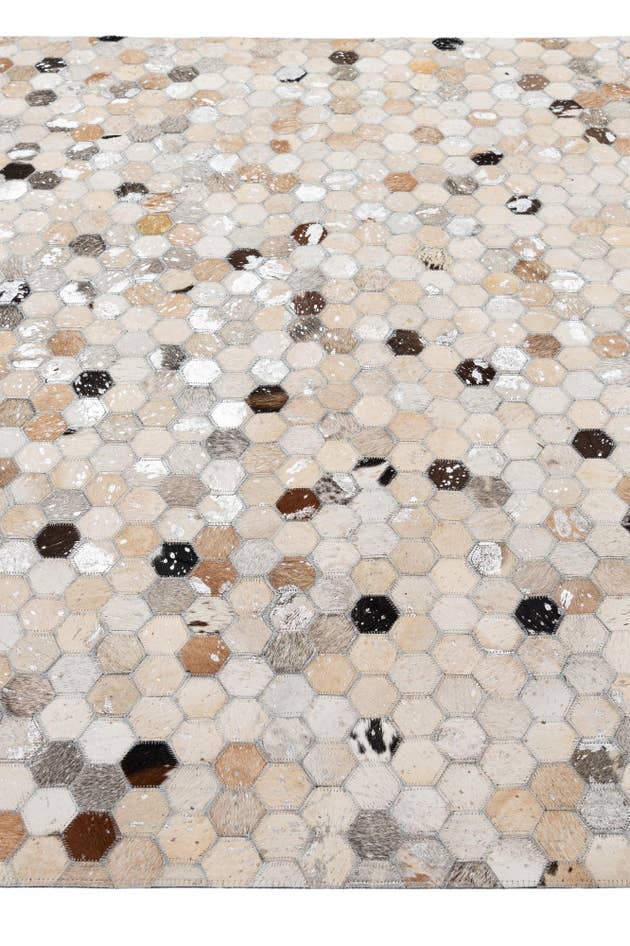 Detail image of 5' 1 x 8' 1 Cowhide - Patchwork Rug