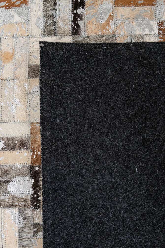5' 1 x 8' Cowhide - Patchwork Rug