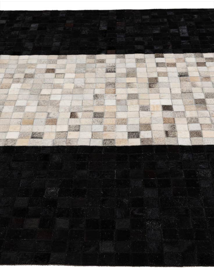 Detail image of 5' x 8' 1 Cowhide - Patchwork Rug