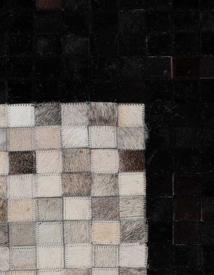 Detail image of 5' x 8' Cowhide - Patchwork Rug