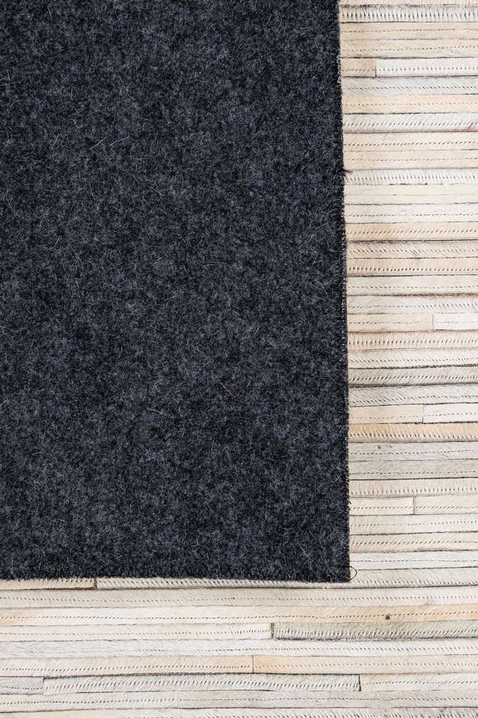 5' 1 x 8' Cowhide - Patchwork Rug