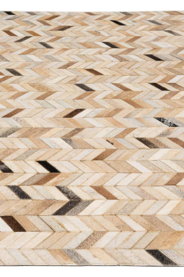 Detail image of 5' x 8' 2 Cowhide - Patchwork Rug