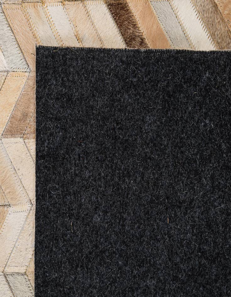 Detail image of 5' x 8' 2 Cowhide - Patchwork Rug