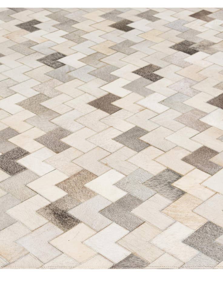 Detail image of 5' 2 x 8' Cowhide - Patchwork Rug