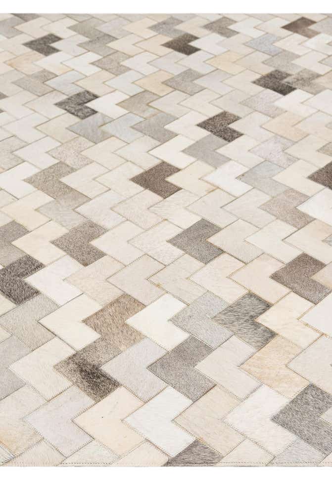 5' 2 x 8' Cowhide - Patchwork Rug