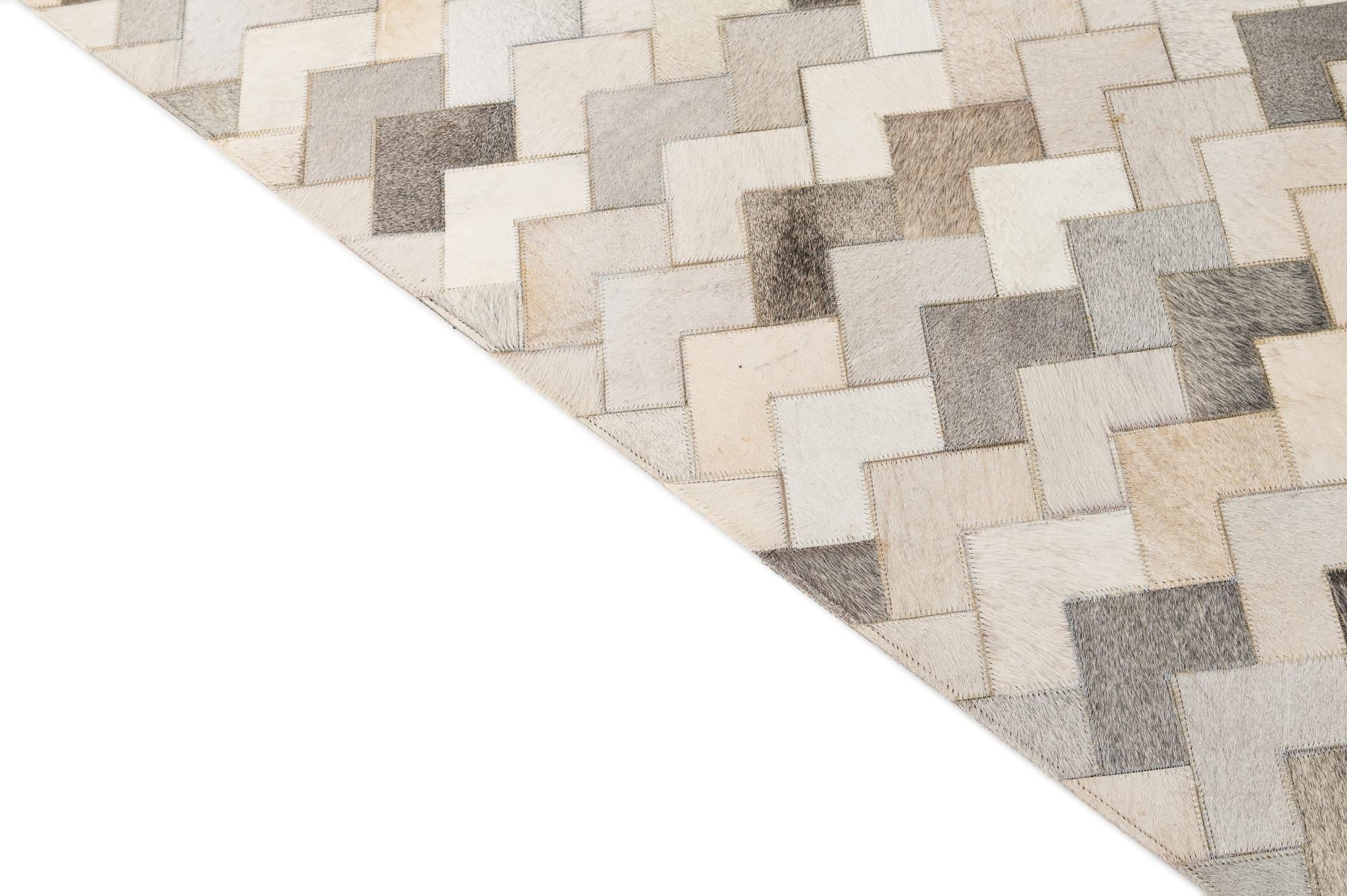 5' 2 x 8' Cowhide - Patchwork Rug