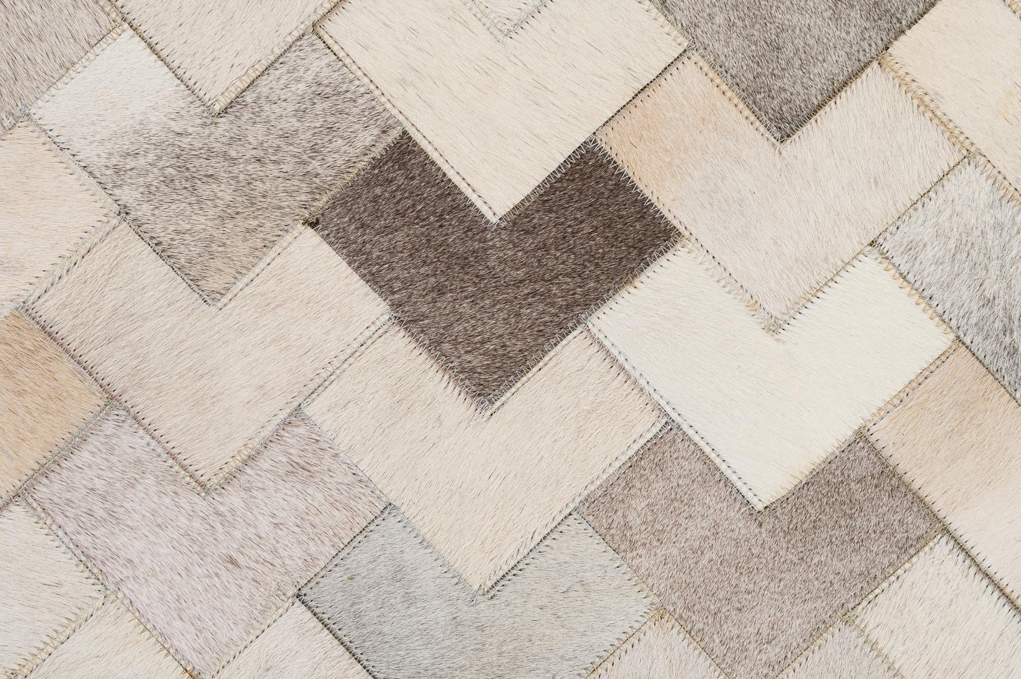 5' 2 x 8' Cowhide - Patchwork Rug