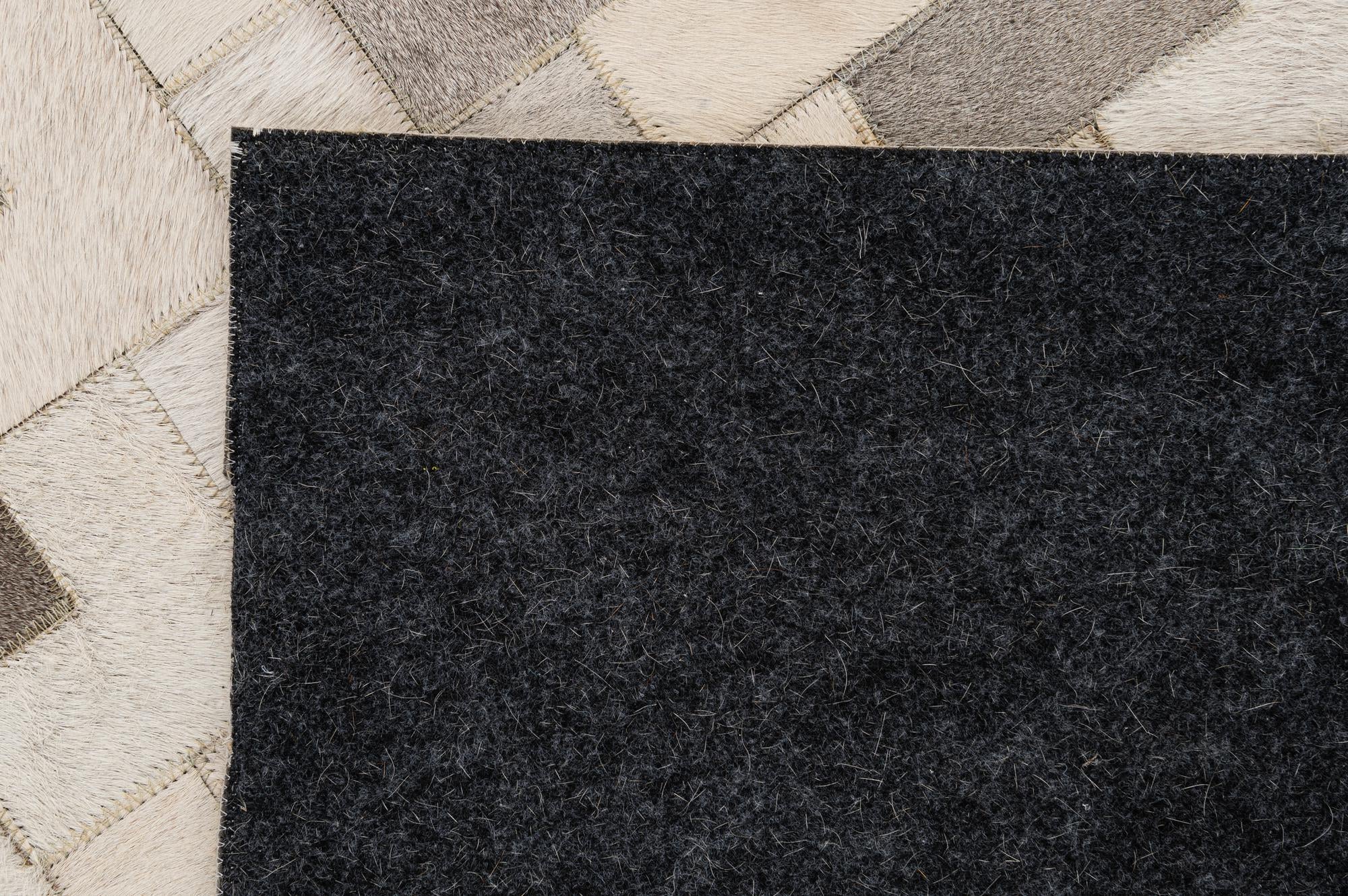5' 2 x 8' Cowhide - Patchwork Rug
