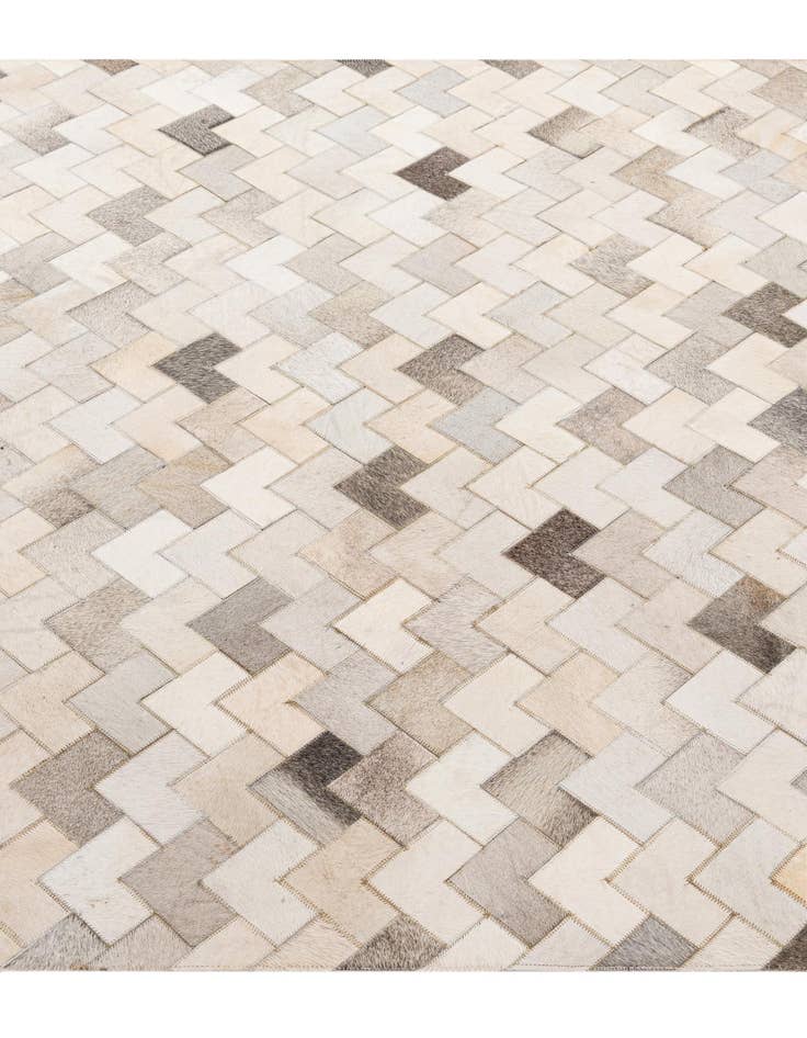 Detail image of 5' 2 x 8' Cowhide - Patchwork Rug