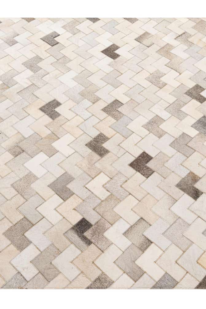 5' 2 x 8' Cowhide - Patchwork Rug