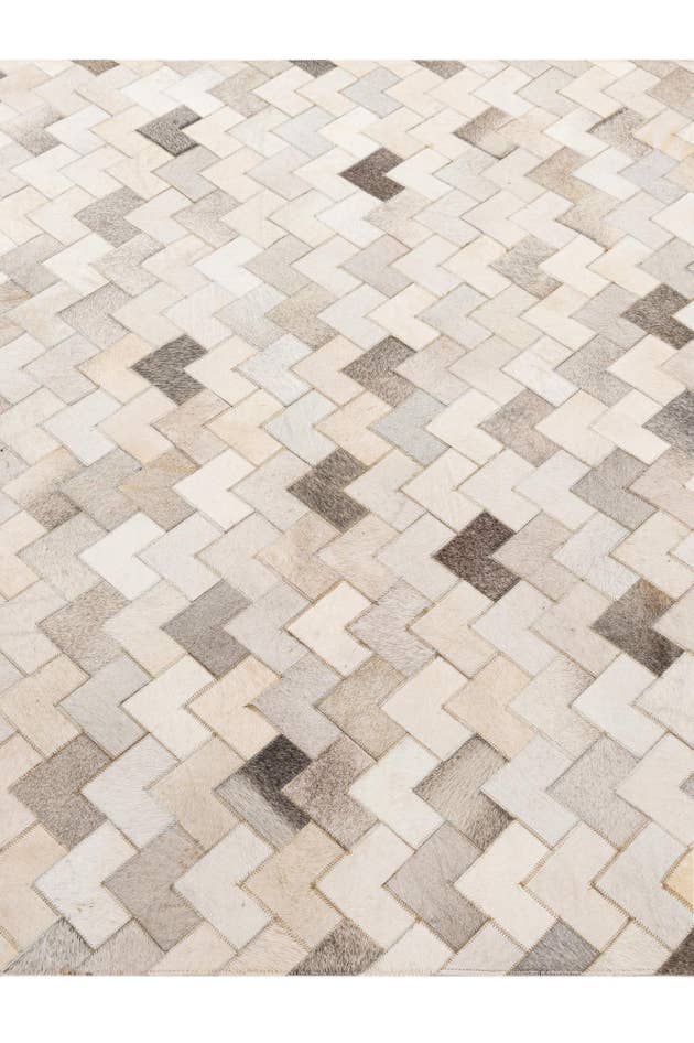 Detail image of 5' 2 x 8' Cowhide - Patchwork Rug