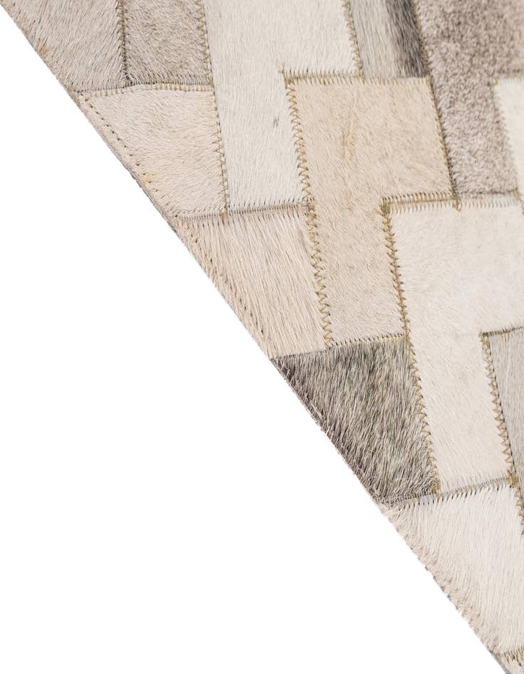 Detail image of 5' 2 x 8' Cowhide - Patchwork Rug