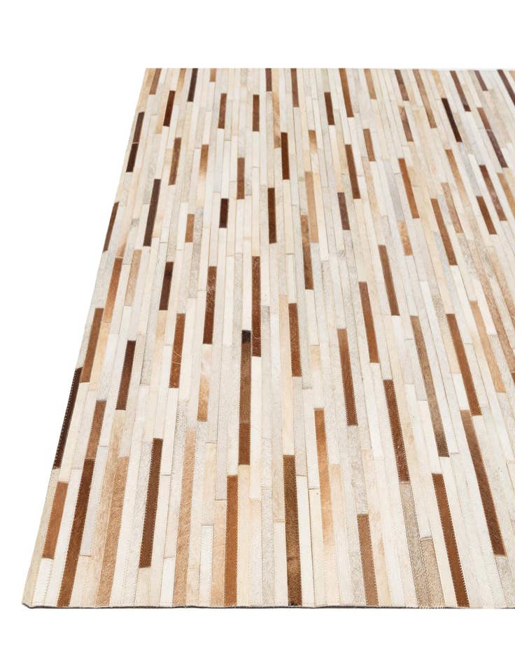 Detail image of 5' 1 x 7' 11 Cowhide - Patchwork Rug