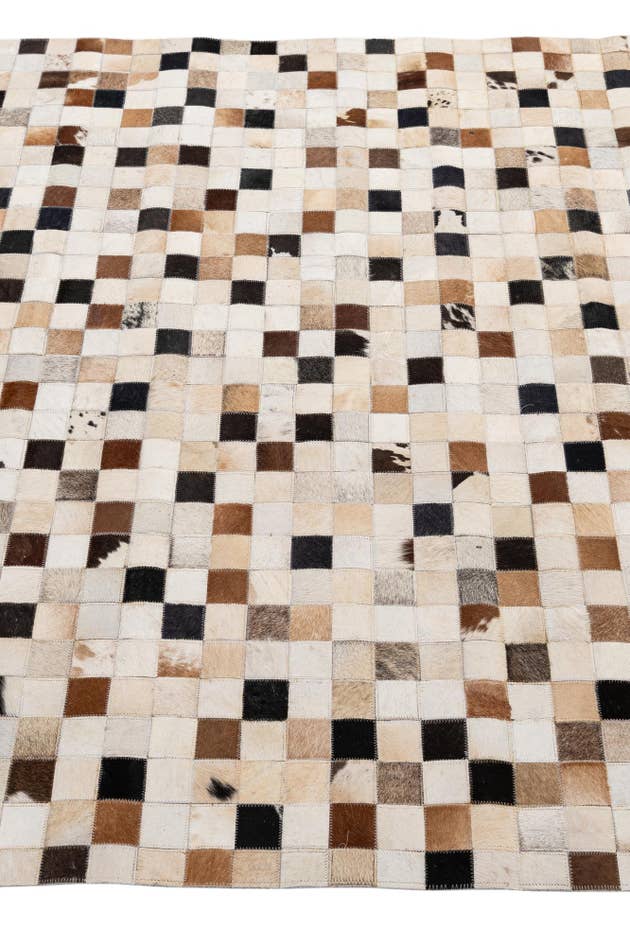 Detail image of 5' 1 x 7' 11 Cowhide - Patchwork Rug