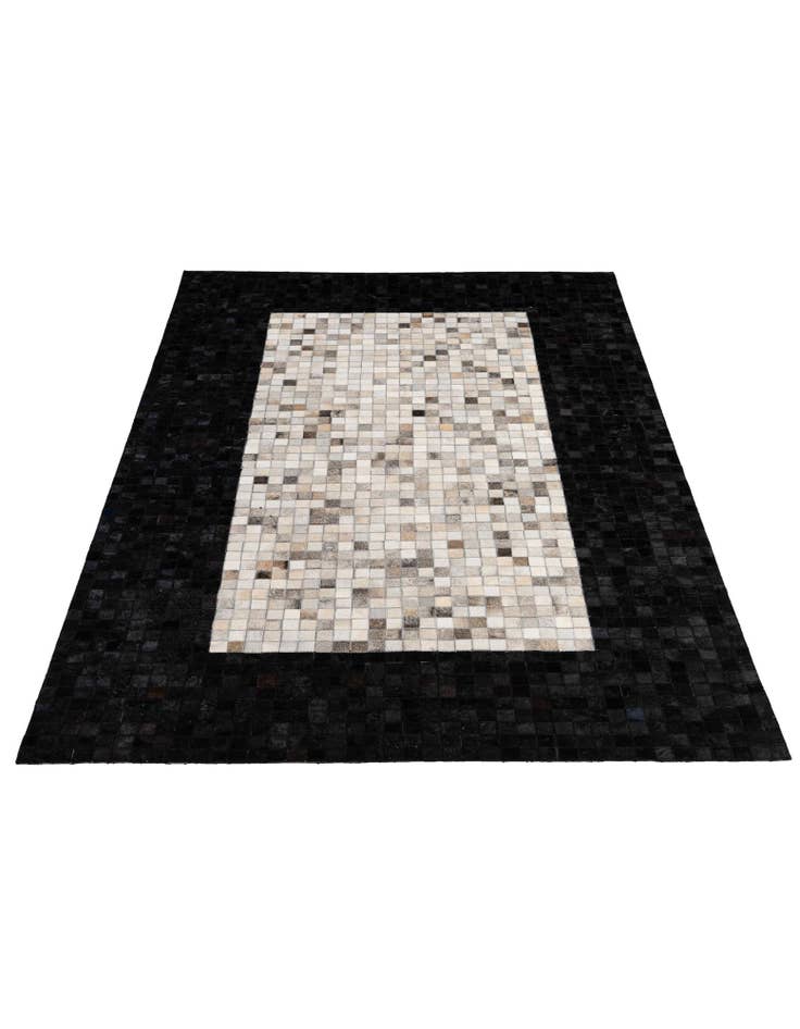 Detail image of 5' 1 x 7' 10 Cowhide - Patchwork Rug