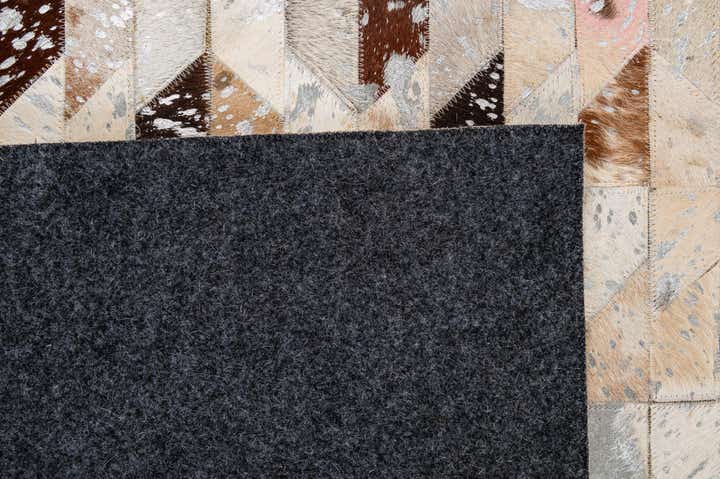 4' x 5' 11 Cowhide - Patchwork Rug