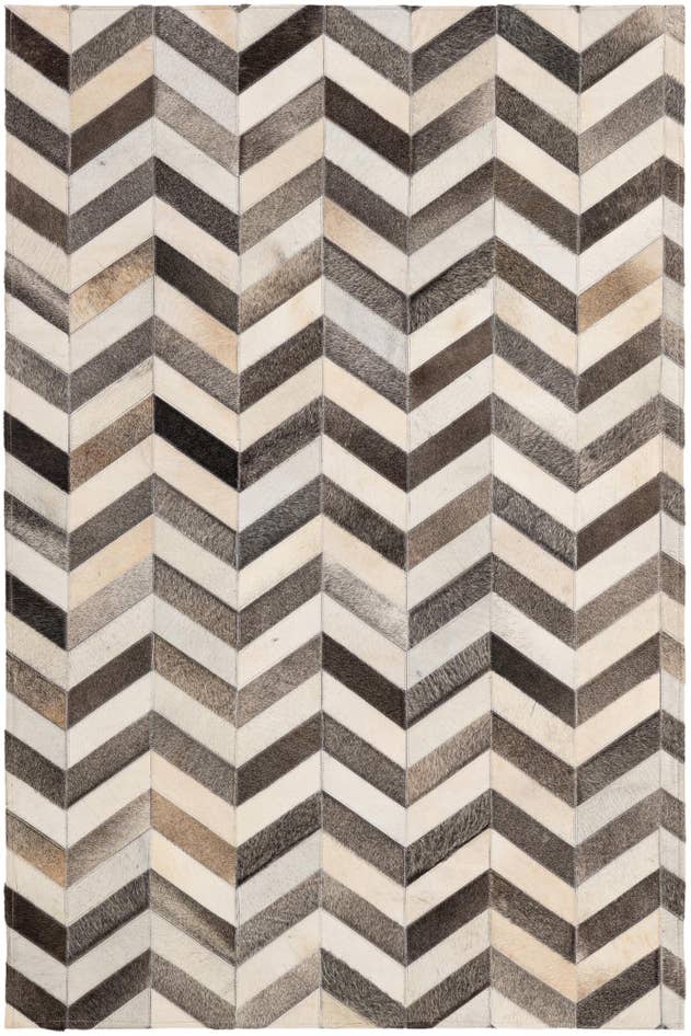 Detail image of 4' 1 x 6' 1 Cowhide - Patchwork Rug