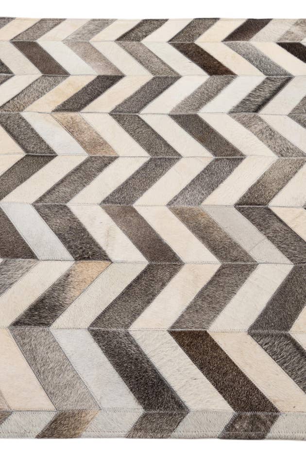 Detail image of 4' 2 x 6' 1 Cowhide - Patchwork Rug