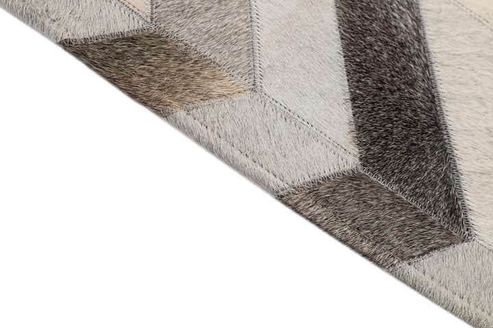 4' 2 x 6' 1 Cowhide - Patchwork Rug