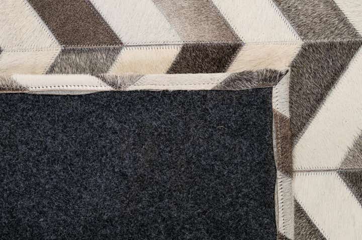 4' 2 x 6' 1 Cowhide - Patchwork Rug