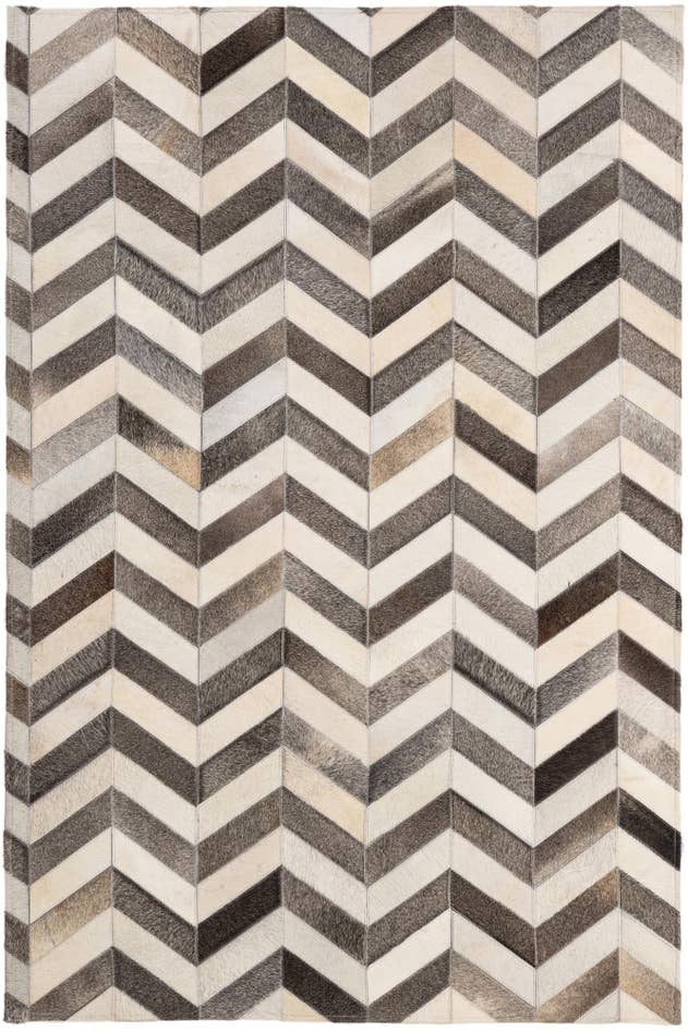 Detail image of 4' 2 x 6' 1 Cowhide - Patchwork Rug