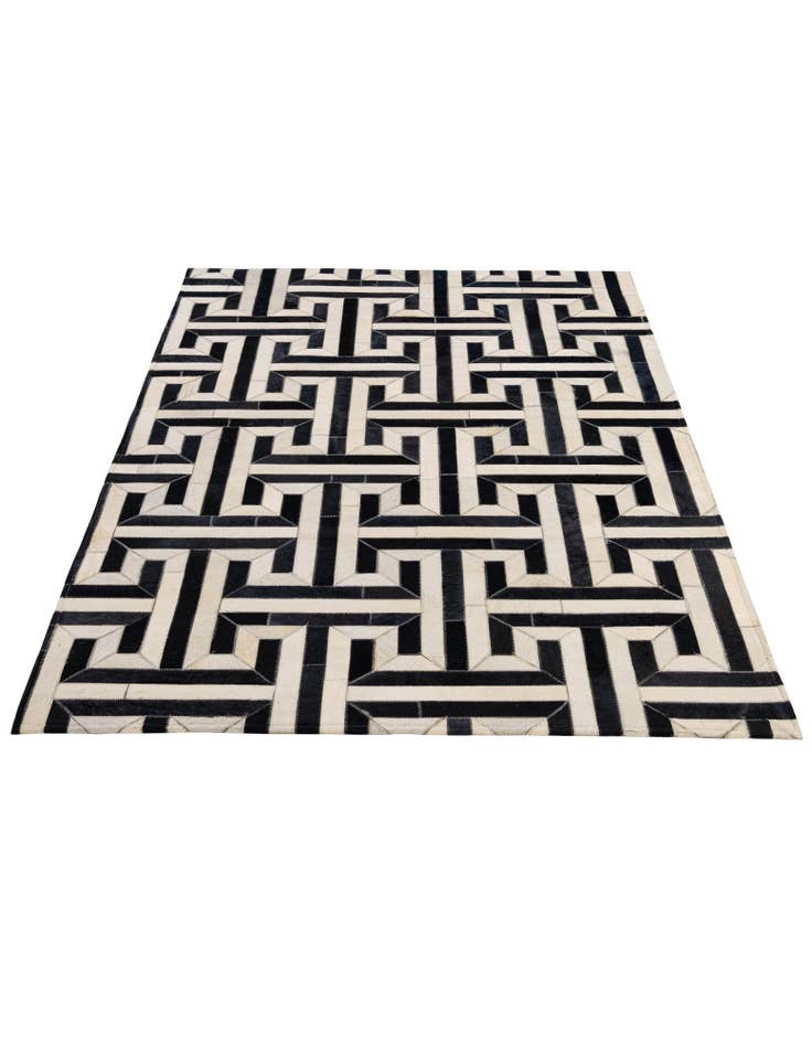 Detail image of 4' 1 x 6' 1 Cowhide - Patchwork Rug