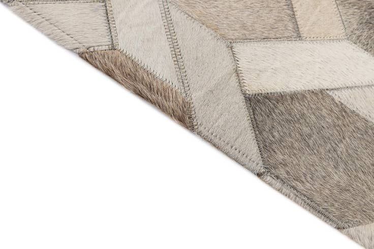 Detail image of 4' 1 x 5' 11 Cowhide - Patchwork Rug