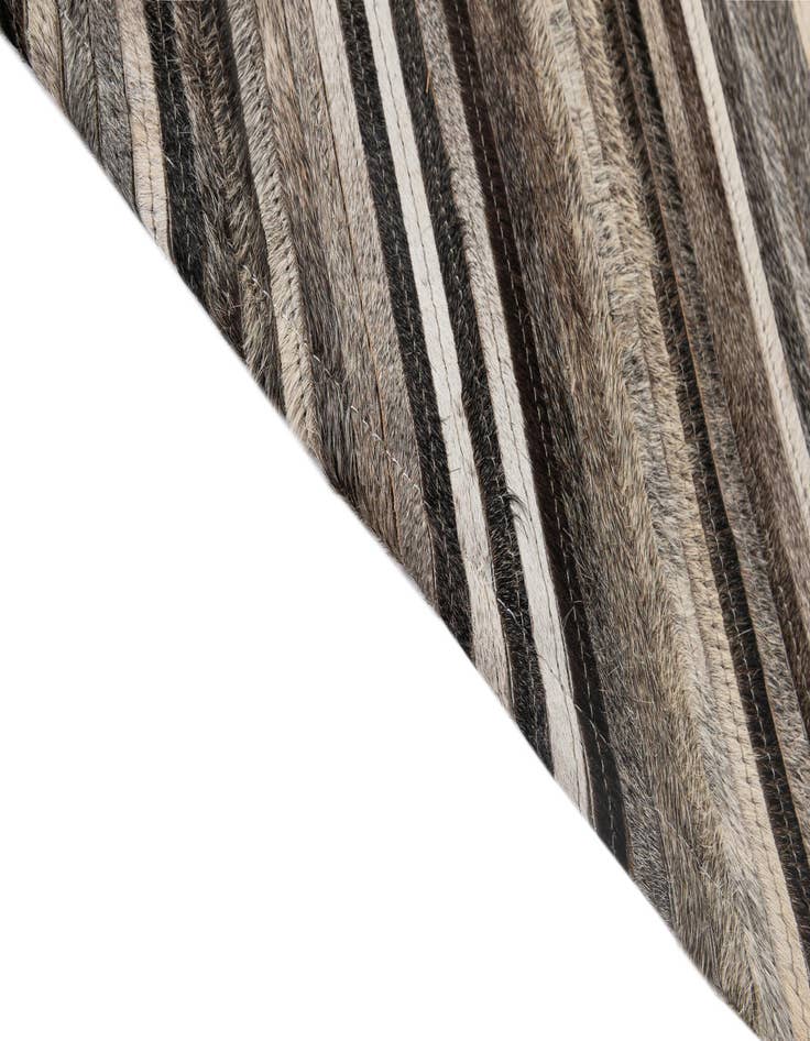 Detail image of 3' 11 x 6' 1 Cowhide - Patchwork Rug