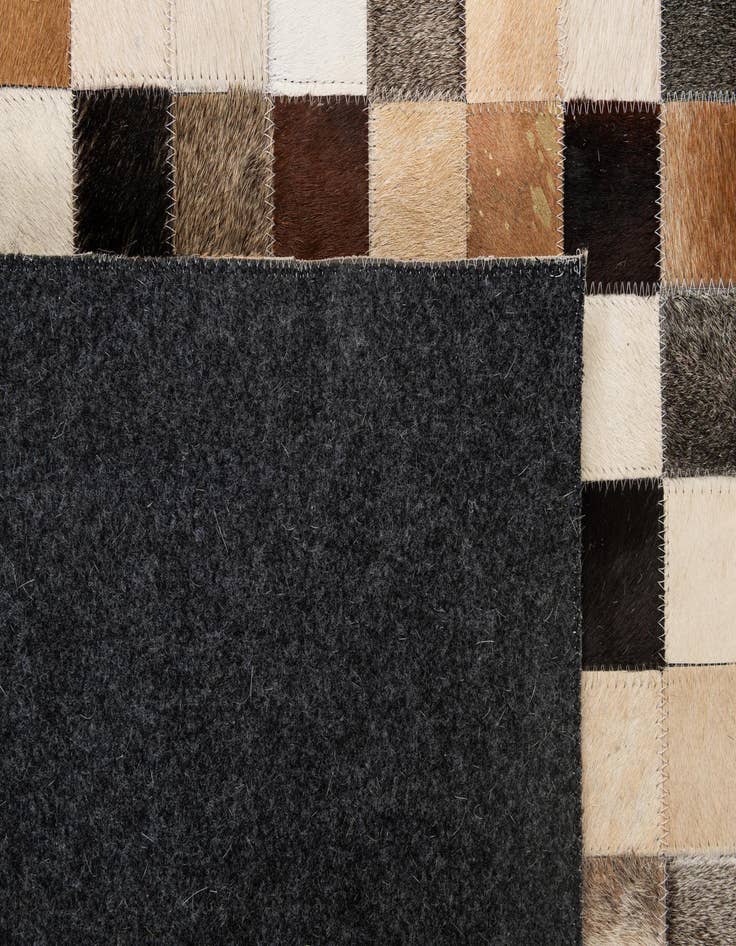 Detail image of 4' x 5' 11 Cowhide - Patchwork Rug