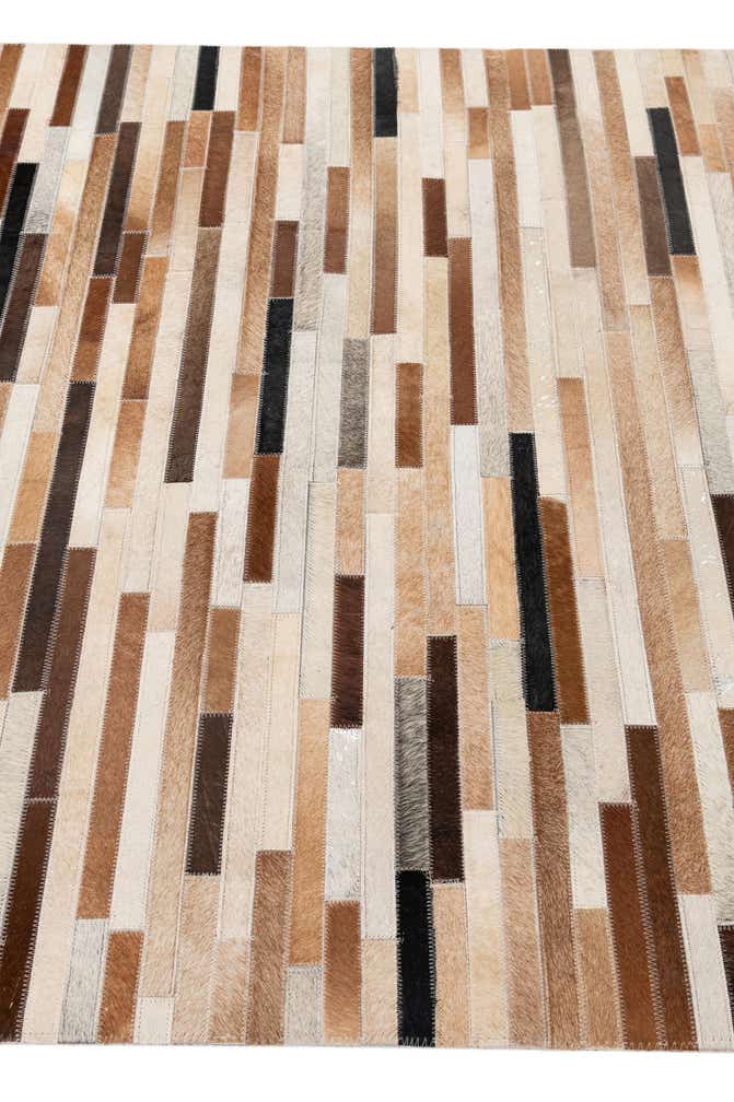 4' 1 x 6' Cowhide - Patchwork Rug