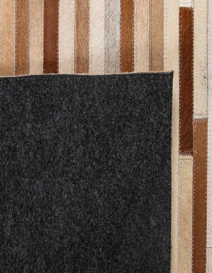 Detail image of 4' 1 x 6' Cowhide - Patchwork Rug